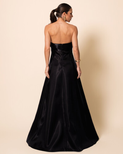 FotoVestido de Festa Longo Cetim Cristal Tomara que Caia com Flor 3D Preto