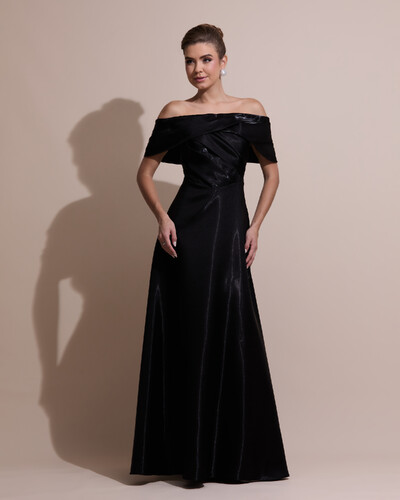 Foto Vestido de Festa Longo Cetim Cristal Ombro a Ombro Drapeado Preto