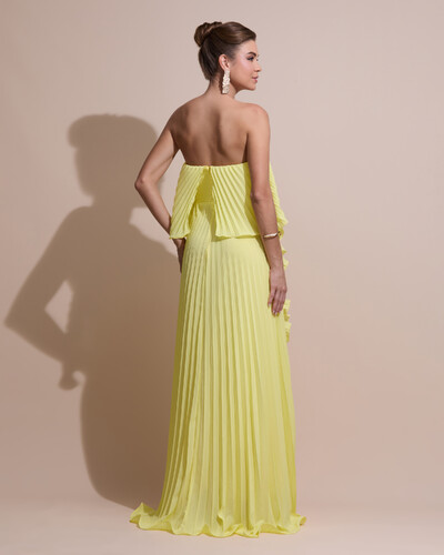 FotoVestido de Festa Longo Crepe Chiffon Tomara que Caia Plissado com Babado Cascata Amarelo Manteiga