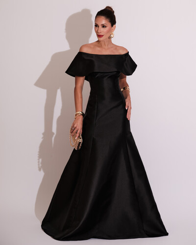 Foto Vestido de Festa Longo Ombro a Ombro Zibeline com Babado Preto