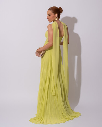FotoVestido de Festa Longo Tomara que Caia Crepe Chiffon Plissado com Lenço Verde Lima