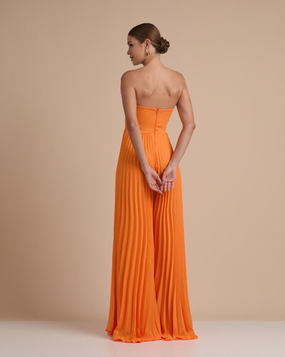 FotoMacacão de Festa Longo Crepe Chiffon Tomara que Caia Plissado com Lenço Laranja