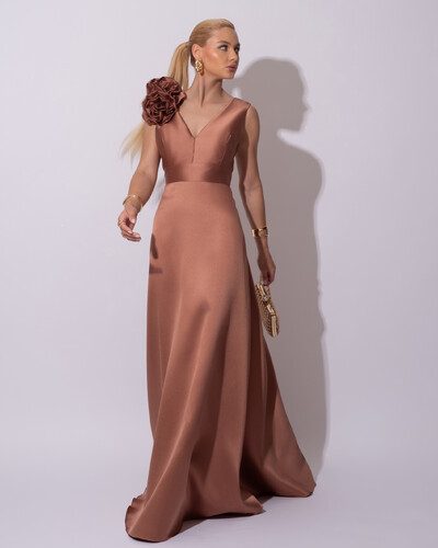 Foto Vestido de Festa longo Zibeline Decote em V com Flores Removivel Mocha Mousse