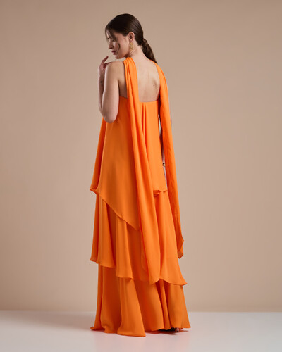 FotoVestido de Festa Longo Chiffon Crepe em Camadas com Lenço Laranja