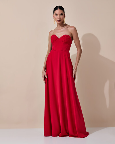 Foto Vestido de Festa Longo Tomara que Caia Crepe Chiffon Decote Coração Lenço Vermelho