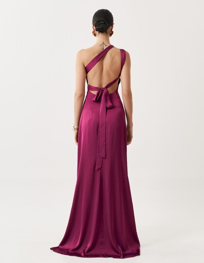 FotoVestido de Festa Longo Cetim Fluido Um Ombro Só Amarração Costas Beterraba