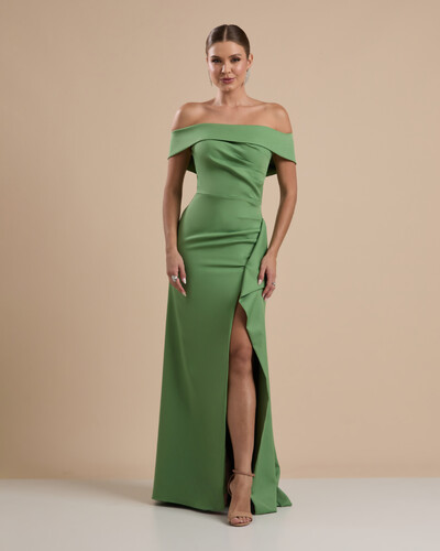 Foto Vestido de Festa Longo Ombro a Ombro com Fenda em Alfaiataria Verde Matcha