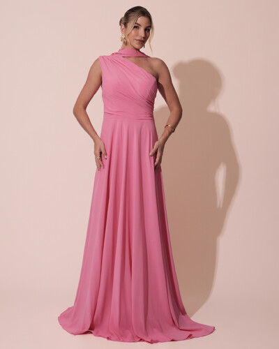 Foto Vestido de Festa Longo Crepe Chiffon Um Ombro Só Drapeado com Lenço Rosa