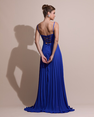 FotoVestido de Festa Longo Crepe Chiffon Plissado Trançado e Lenço Azul Royal