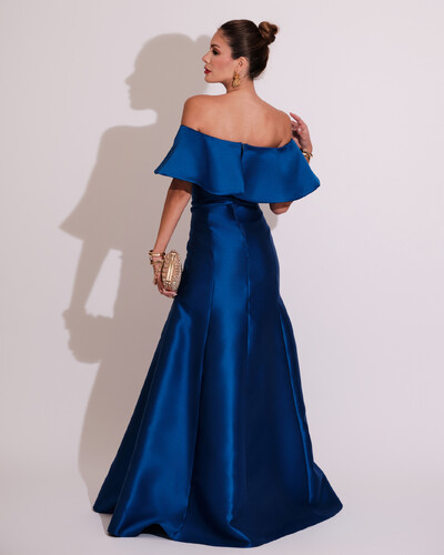 FotoVestido de Festa Longo Ombro a Ombro Zibeline com Babado Azul Royal