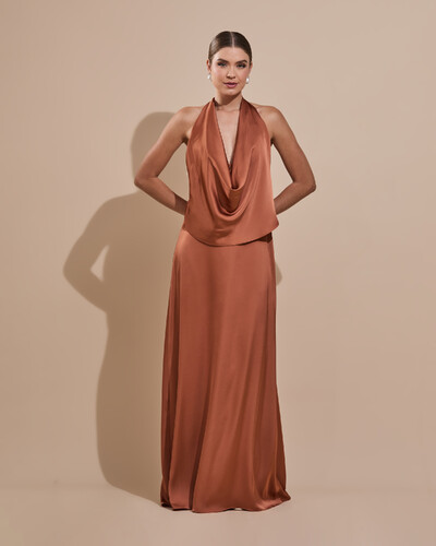 Foto Vestido de Festa Longo Cetim Fluido Frente Única Degagê Mil Formas Mocha Mousse