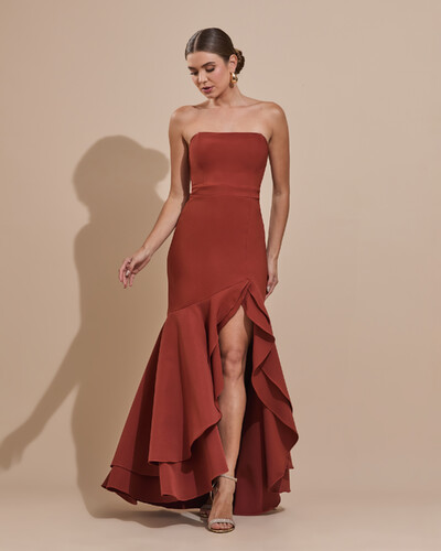 Foto Vestido Longo com Fenda de Babados Alfaiataria Terracota