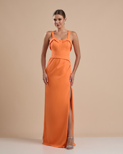 Foto Vestido de Festa Longo Alfaiataria Decote Coração com Alças e Fenda Laranja