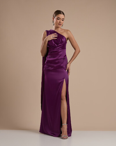 Foto Vestido de Festa Longo Cetim Alfaiataria Um Ombro Só Drapeado com Lenço Roxo