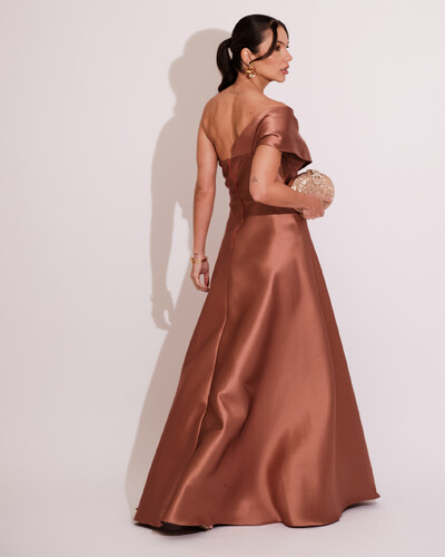 FotoVestido de Festa longo Faixa Ombro e Fenda Zibeline Mocha Mousse