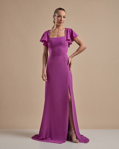Foto Vestido de Festa Longo Crepe Chiffon Manga Babado e Fenda Fúcsia