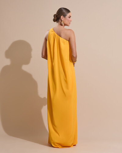 Foto Vestido de Festa Longo Crepe Fluido um Ombro Só com Lenço Laranja Manga New