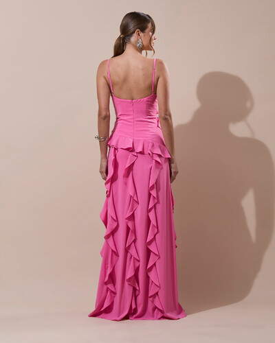 Foto Vestido de Festa Longo Decote V Crepe Chiffon Babados Cascata e Fenda Rosa