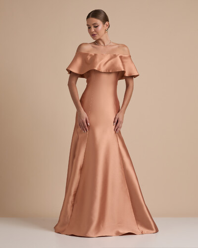 Foto Vestido de Festa Longo Zibeline Ombro a Ombro com Babado Mocha Mousse New