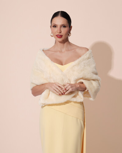 Foto Estola Amarelo Manteiga Fake Fur