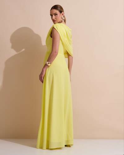 Foto Vestido de Festa Longo Um Ombro Só Crepe Chiffon Capa Drapeado Amarelo Manteiga
