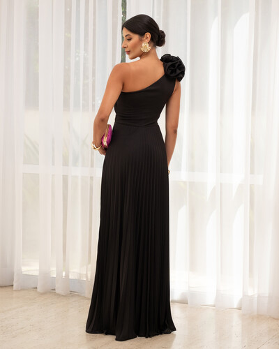 FotoVestido de Festa um Ombro Só Flor Saia Plissado Preto