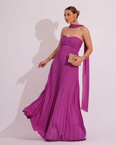 Foto Vestido de Festa Longo Tomara que Caia Plissado com Lenço Fucsia