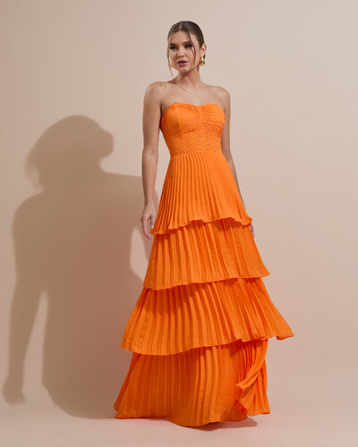 Foto Vestido de Festa Longo Tomara que Caia Crepe Chiffon Plissado Camadas Laranja