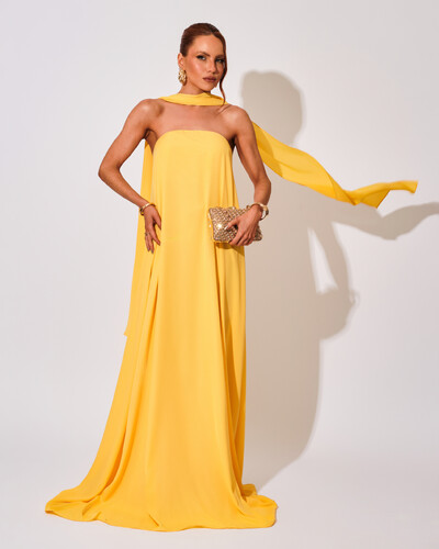 Foto Vestido de Festa Longo Crepe Tomara que Caia com Lenço Amarelo