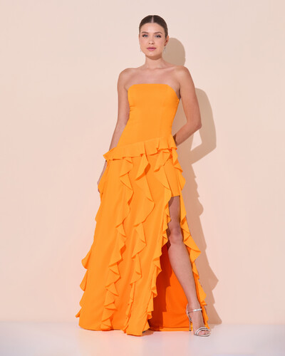 Foto Vestido de festa Longo Tomara que Caia Crepe Chiffon com Babados Cascata e Fenda Laranja Manga New