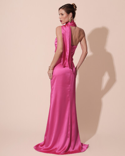 FotoVestido de Festa Longo Cetim Alfaiataria Tomara que Caia com Faixa Lenço Pink