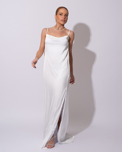 Foto Vestido de Festa Longo Babado Costas Cetim Fluido e Fenda Branco