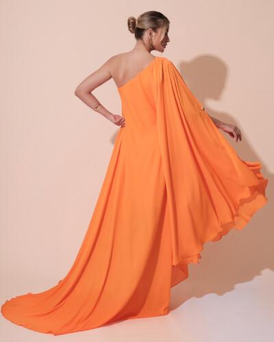 FotoVestido de Festa um Ombro com Capa Crepe Fluido Laranja