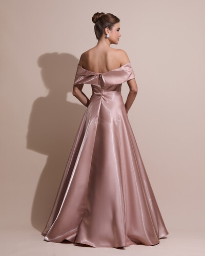 Foto Vestido de Festa Longo Cetim Cristal Ombro a Ombro Drapeado Mocha Mousse