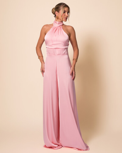 Foto Macacão de Festa Longo em Cetim Fluido com Gola Alta e Lenço Rose Gold