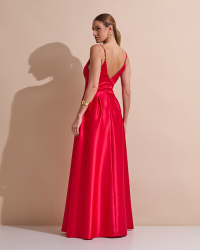 Foto Vestido de Festa Longo Alça Fina Decote V Cetim Saia Evasê Vermelho
