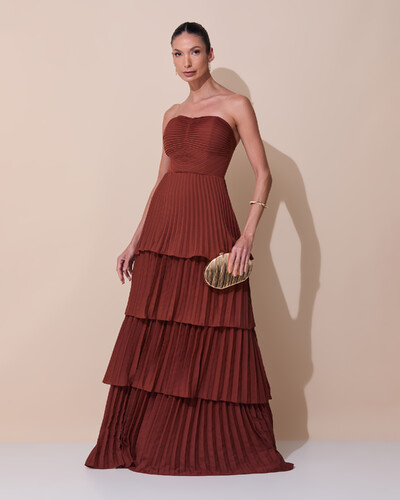 Foto Vestido de Festa Longo Tomara que Caia Crepe Chiffon Plissado Camadas Marrom New