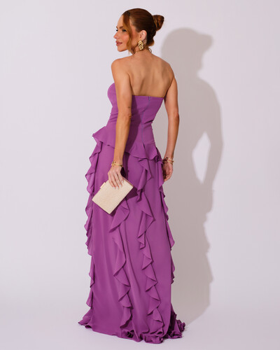 FotoVestido de festa Longo Tomara que Caia Crepe Chiffon com Bababos Cascata e Fenda Fúcsia