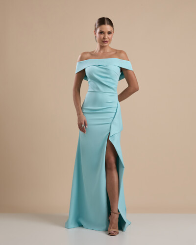 Foto Vestido de Festa Longo Ombro a Ombro com Fenda em Alfaiataria Tiffany