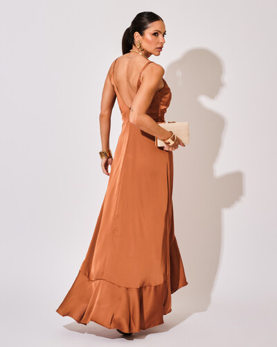FotoVestido Midi Babado Acetinado Mocha Mousse
