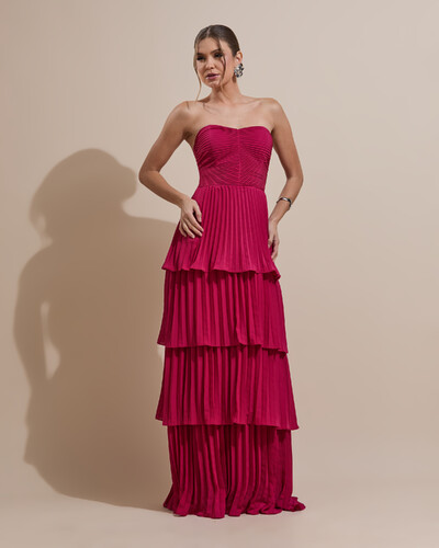Foto Vestido de Festa Longo Tomara que Caia Crepe Chiffon Plissado Camadas Cereja