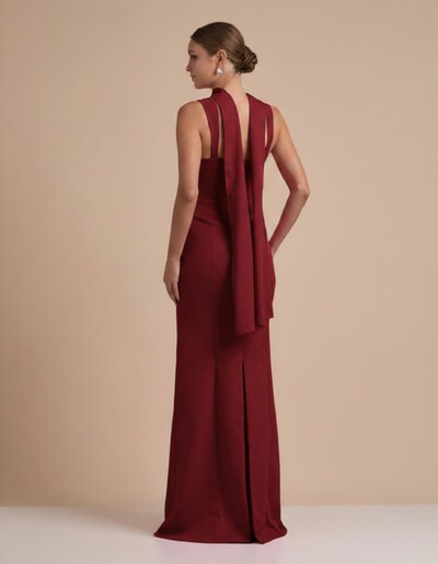 FotoVestido de Festa Longo Alfaiataria Alça Larga e Lenço Marsala