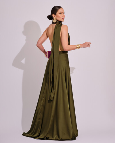 FotoVestido Longo Cetim Fluído Mil Formas Verde Oliva