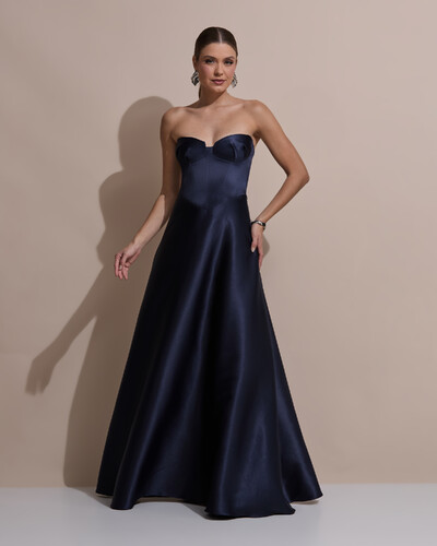 Foto Vestido de Festa Longo Tomara que Caia Decote Coração Cetim Cruzado Costas Azul Marinho Escuro