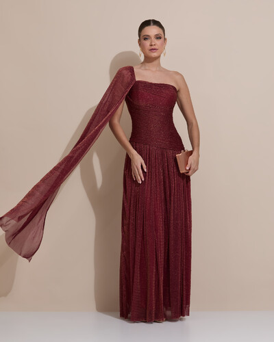 Foto Vestido de Festa Longo Um ombro Só Tule Brilho Drapeado Capa Marsala