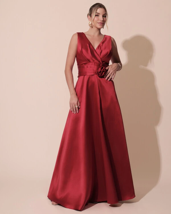 Vestido de Festa Longo Plus Size Zibeline Faixa e Flor Marsala