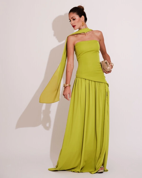 Vestido de Festa Longo Tomara que Caia Alfaiataria e Saia Crepe Chiffon e Lenço Verde Pistache