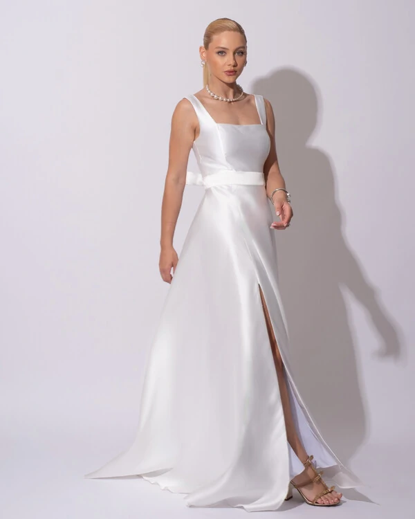Vestido de Festa Longo Zibeline com Fenda e Faixa Branco