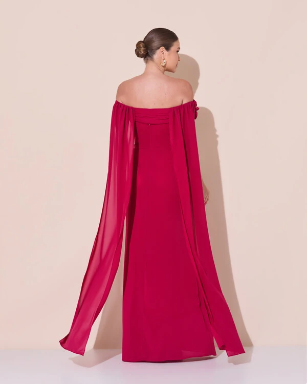Vestido de Festa Longo Ombro a Ombro Plissado Crepe Chiffon Capa Flor 3D Lenço Cereja