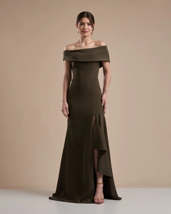 Vestido de Festa Longo Alfaiataria Ombro a Ombro com Babado Cascata Verde Oliva